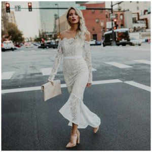 Vici Elegance Lace Trumpet Maxi Dress